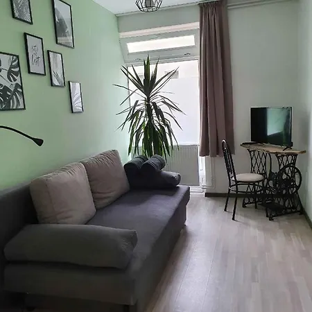 In - Balaton 44881 *