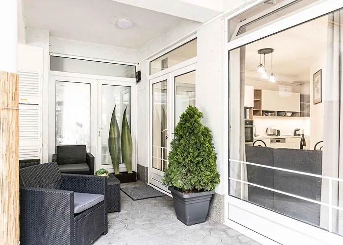 In - Balaton 44881 *