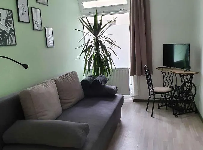 In - Balaton 44881 *